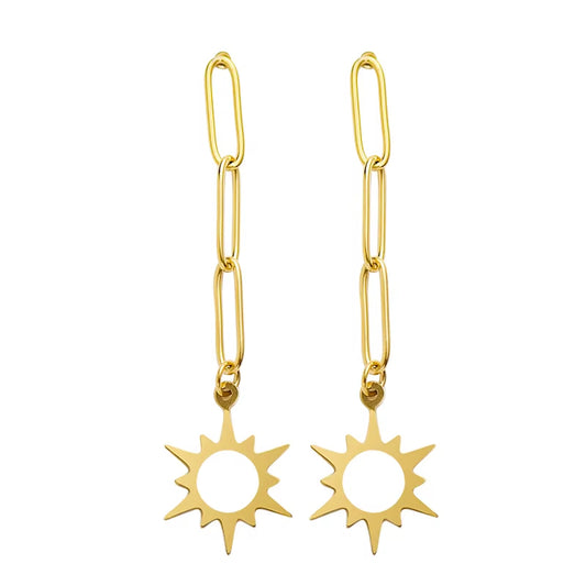 Boucles d'Oreilles Pendantes Soleil Chaîne sur fond blanc