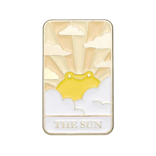 Broche Animaux en Métal Carte de Tarot Soleil sur fond blanc